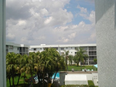 Great 1.444 sf unit on first floor 2/2 plus a bonus room that on Poinciana Golf Club in Florida - for sale on GolfHomes.com, golf home, golf lot