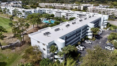 Great 1.444 sf unit on first floor 2/2 plus a bonus room that on Poinciana Golf Club in Florida - for sale on GolfHomes.com, golf home, golf lot