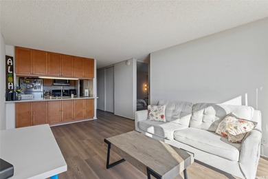 VA Assumable Loan at 3.83% - only $28k gap! Current PITI just $2 on Pearl Country Club in Hawaii - for sale on GolfHomes.com, golf home, golf lot