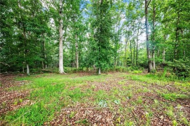 Now available in Hartwell, Ga! 25.681 picturesque acres located on Cateechee Golf Club in Georgia - for sale on GolfHomes.com, golf home, golf lot