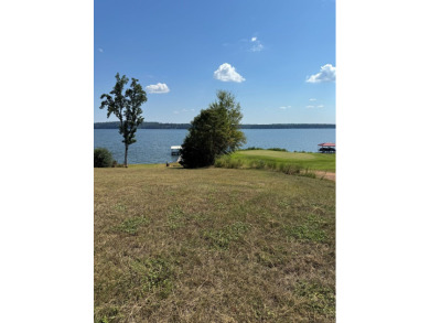 Build Your Dream Home on Lake Eufaula! Welcome to your slice of on Red Eagle Golf Course in Alabama - for sale on GolfHomes.com, golf home, golf lot
