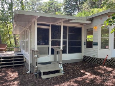 Your Perfect Lake Hartwell Getaway!
Located in the desirable on Cateechee Golf Club in Georgia - for sale on GolfHomes.com, golf home, golf lot
