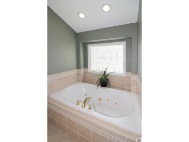 Located in the desirable Eaglebrook subdivision near the Country on Country Club of Paducah in Kentucky - for sale on GolfHomes.com, golf home, golf lot