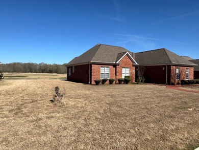 Nice brick home on 2 lots in the desirable Village at Plantation on  in Alabama - for sale on GolfHomes.com, golf home, golf lot