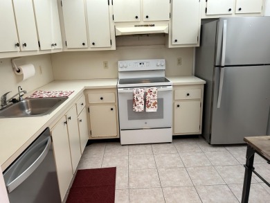 Special new Price.  A rare 1 bedroom 1 bath on the Main floor on Wynmoor Golf Course in Florida - for sale on GolfHomes.com, golf home, golf lot