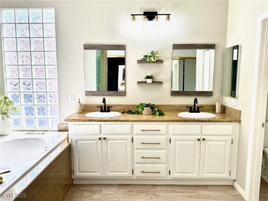 Shows amazing like a new home. Features 4 bedrooms, 3 1/2 on The Legacy Golf Club in Nevada - for sale on GolfHomes.com, golf home, golf lot