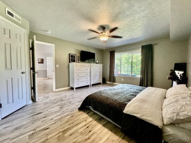 Welcome to this beautifully renovated, furnished condo in the on Pebble Creek Golf Course in Ohio - for sale on GolfHomes.com, golf home, golf lot