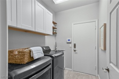 Shows amazing like a new home. Features 4 bedrooms, 3 1/2 on The Legacy Golf Club in Nevada - for sale on GolfHomes.com, golf home, golf lot