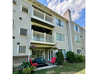 Welcome to this beautifully renovated, furnished condo in the on Pebble Creek Golf Course in Ohio - for sale on GolfHomes.com, golf home, golf lot