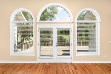3 Bedrooms separated for privacy .  2 1/5 baths.  1/5 bath in on Balboa Golf Course in Arkansas - for sale on GolfHomes.com, golf home, golf lot