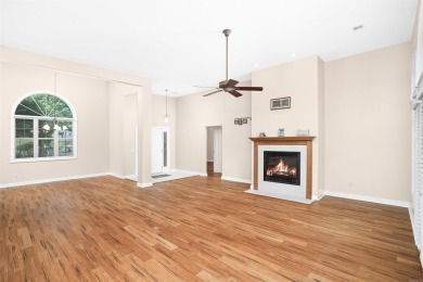 3 Bedrooms separated for privacy .  2 1/5 baths.  1/5 bath in on Balboa Golf Course in Arkansas - for sale on GolfHomes.com, golf home, golf lot