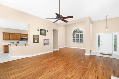 3 Bedrooms separated for privacy .  2 1/5 baths.  1/5 bath in on Balboa Golf Course in Arkansas - for sale on GolfHomes.com, golf home, golf lot