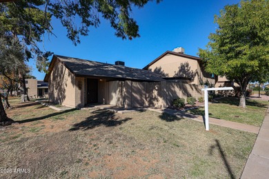 Golf course living at it's best, just steps away! Newly updated on Bellaire Golf Club in Arizona - for sale on GolfHomes.com, golf home, golf lot