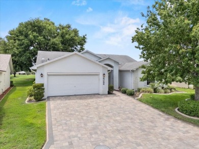 MOVE-IN READY! This beautifully maintained Extended Sandpiper on Sandpiper Golf Club in Florida - for sale on GolfHomes.com, golf home, golf lot