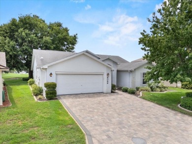 MOVE-IN READY! This beautifully maintained Extended Sandpiper on Sandpiper Golf Club in Florida - for sale on GolfHomes.com, golf home, golf lot