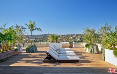 High above the city, at the very crown of the iconic Wilshire on Los Angeles Country Club in California - for sale on GolfHomes.com, golf home, golf lot