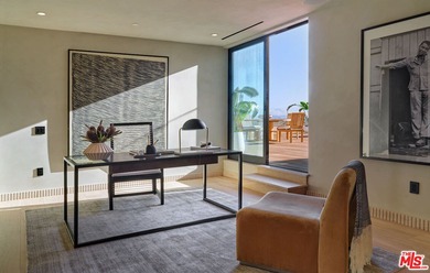 High above the city, at the very crown of the iconic Wilshire on Los Angeles Country Club in California - for sale on GolfHomes.com, golf home, golf lot