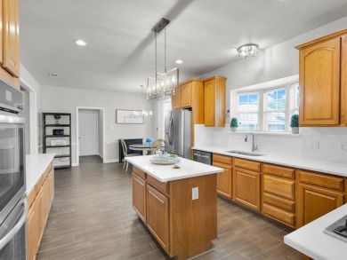 Welcome to this beautifully maintained 4-bedroom, 2-bathroom on Firewheel Golf Park in Texas - for sale on GolfHomes.com, golf home, golf lot