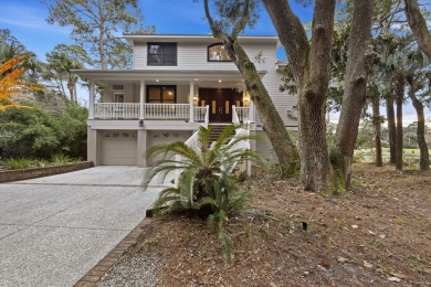 Located on a quiet tree lined cul-de-sac on the beautiful island on Kiawah Island Club in South Carolina - for sale on GolfHomes.com, golf home, golf lot