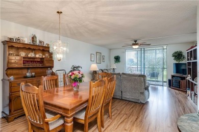 Well-Maintained condo in Exclusive 55+ Lakes of Environ on Inverrary Country Club in Florida - for sale on GolfHomes.com, golf home, golf lot