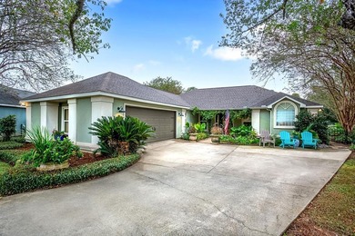 Beautiful 3 Bed / 2 Bath Villa in the Country Club of Alabama on Red Eagle Golf Course in Alabama - for sale on GolfHomes.com, golf home, golf lot