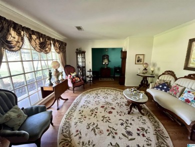 Beautiful 5 bedroom and 3 full bathroom located in an amazing on Woodland Forrest Country Club in Alabama - for sale on GolfHomes.com, golf home, golf lot