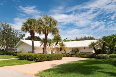 Welcome to the highly desirable Yacht & Country Club of Stuart! on Yacht and Country Club in Florida - for sale on GolfHomes.com, golf home, golf lot