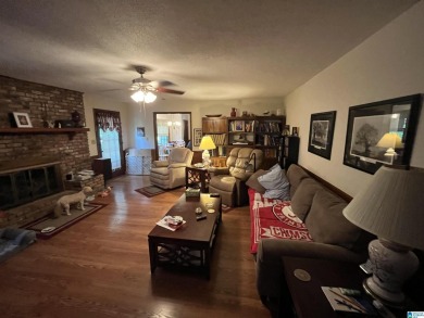 Beautiful 5 bedroom and 3 full bathroom located in an amazing on Woodland Forrest Country Club in Alabama - for sale on GolfHomes.com, golf home, golf lot