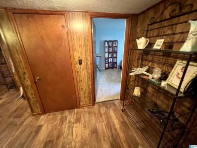 Beautiful 5 bedroom and 3 full bathroom located in an amazing on Woodland Forrest Country Club in Alabama - for sale on GolfHomes.com, golf home, golf lot