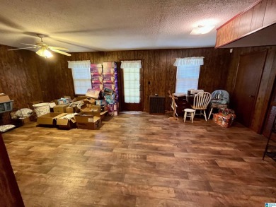 Beautiful 5 bedroom and 3 full bathroom located in an amazing on Woodland Forrest Country Club in Alabama - for sale on GolfHomes.com, golf home, golf lot