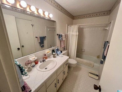 Beautiful 5 bedroom and 3 full bathroom located in an amazing on Woodland Forrest Country Club in Alabama - for sale on GolfHomes.com, golf home, golf lot