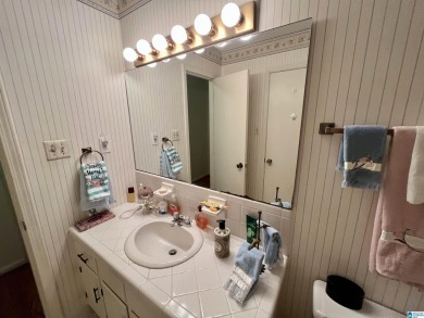 Beautiful 5 bedroom and 3 full bathroom located in an amazing on Woodland Forrest Country Club in Alabama - for sale on GolfHomes.com, golf home, golf lot