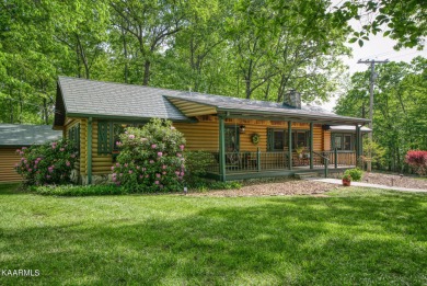 Lovely Rustic and Cozy Log home located in the Fairfield Glade for sale on GolfHomes.com