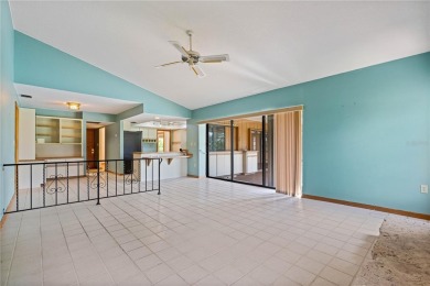 SPACIOUS POOL HOME OVERLOOKING GOLF COURSE IN LAKE SUZY on Kingsway Country Club in Florida - for sale on GolfHomes.com, golf home, golf lot