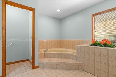 SPACIOUS POOL HOME OVERLOOKING GOLF COURSE IN LAKE SUZY on Kingsway Country Club in Florida - for sale on GolfHomes.com, golf home, golf lot