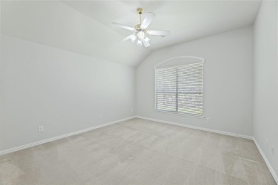 NEW PAINT: WALLS, DOORS, MOLDING & BASEBOARDS.- MOVE-IN READY on Heritage Ranch Golf and Country Club in Texas - for sale on GolfHomes.com, golf home, golf lot