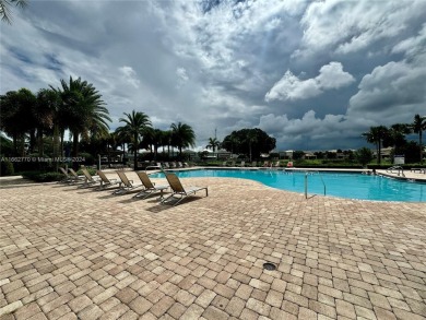 Discover this beautifully updated one-bedroom condo in the on Hillcrest Golf and Country Club in Florida - for sale on GolfHomes.com, golf home, golf lot