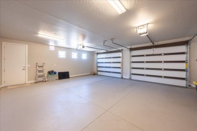 Beautiful nightly rental home in the Fairways of the Ledges, St on The Ledges Golf Club in Utah - for sale on GolfHomes.com, golf home, golf lot