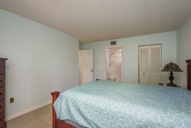MOTIVATED SELLER - Offering 5% Downpayment Assistance with full on Highland Lakes Executive Golf Course in Florida - for sale on GolfHomes.com, golf home, golf lot