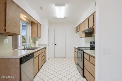 Welcome to this beautifully updated home in the sought after Sun on PalmBrook Country Club in Arizona - for sale on GolfHomes.com, golf home, golf lot