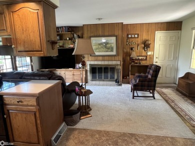 ***72-HOUR CLAUSE***  CONTINUE TO SHOW.  Beautifully designed 4 on Fairfield Golf and Country Club in Iowa - for sale on GolfHomes.com, golf home, golf lot