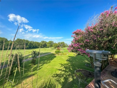 This may be the home you are looking for! A beautiful on Shawnee Country Club in Oklahoma - for sale on GolfHomes.com, golf home, golf lot