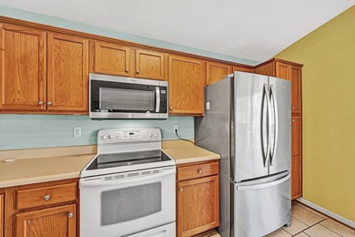 Adorable home in one of the FRIENDLIEST COMMUNITIES at SMITH on Copper Cove Golf Cub in Virginia - for sale on GolfHomes.com, golf home, golf lot