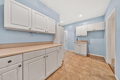 Adorable home in one of the FRIENDLIEST COMMUNITIES at SMITH on Copper Cove Golf Cub in Virginia - for sale on GolfHomes.com, golf home, golf lot