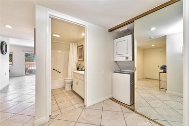 This beautifully maintained 2-bedroom, 2-bath home offers a on Leisure Village Par 3 Golf Course in California - for sale on GolfHomes.com, golf home, golf lot