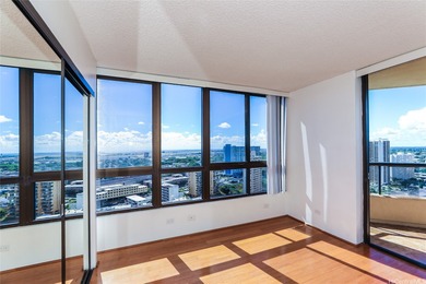 Beautiful Views from this 2 Bedroom 2 Bath Apartment w/2 side by on Honolulu Country Club in Hawaii - for sale on GolfHomes.com, golf home, golf lot