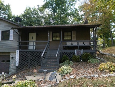Welcome to this spacious 5 bedroom, 3 bathroom home, nestled in on Elks Country Club in Ohio - for sale on GolfHomes.com, golf home, golf lot