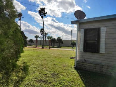 This gorgeous and tastefully renovated 2 bedrooms / 2 baths in on Spanish Lakes Fairways in Florida - for sale on GolfHomes.com, golf home, golf lot