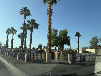 Come check out this beautiful condo at a gated community by the on Cocopah Rio Colorado Golf Course in Arizona - for sale on GolfHomes.com, golf home, golf lot