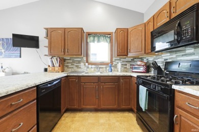 Welcome to this beautifully maintained 3-bedroom, 2-bathroom on Bridgewater Golf Club in Indiana - for sale on GolfHomes.com, golf home, golf lot